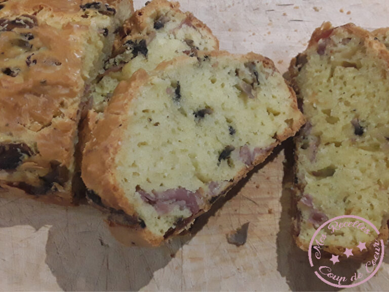 Cake au jambon cru et champignons de Paris