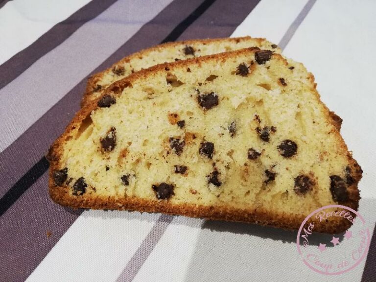 Cake moelleux aux pépites de chocolat
